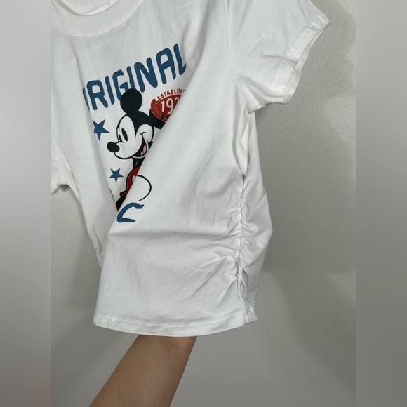 Disney Mickey Mouse White T-Shirt Tee Classic Mickey Mouse Cotton Size M NWT - Picture 4 of 6